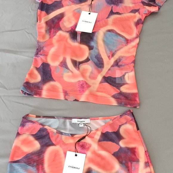 Miaou Other - Mini Tee in Neon Peach Floral, Orange Elektra. Miaou.